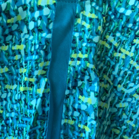 Tahari Gorgeous Print Details Blouse NeverUsed